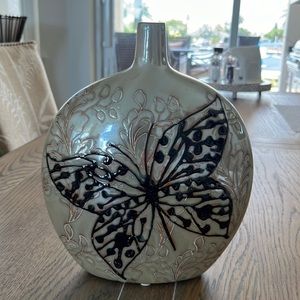 Butterfly Vase - Ceramic